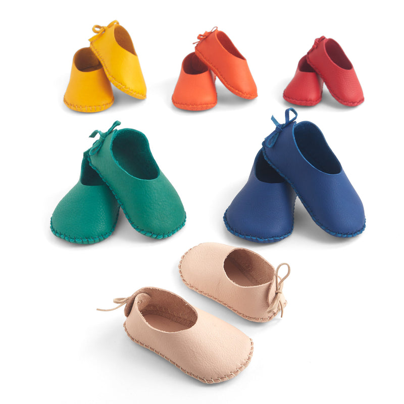 Patron en papier pour chaussons de bébé
