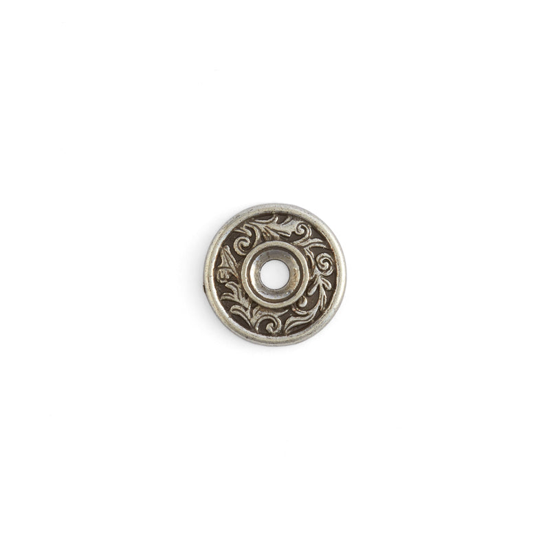 Bezel Conchos