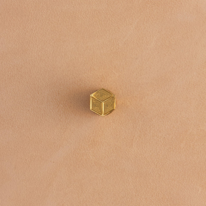 Sello de latón de cubo 3D