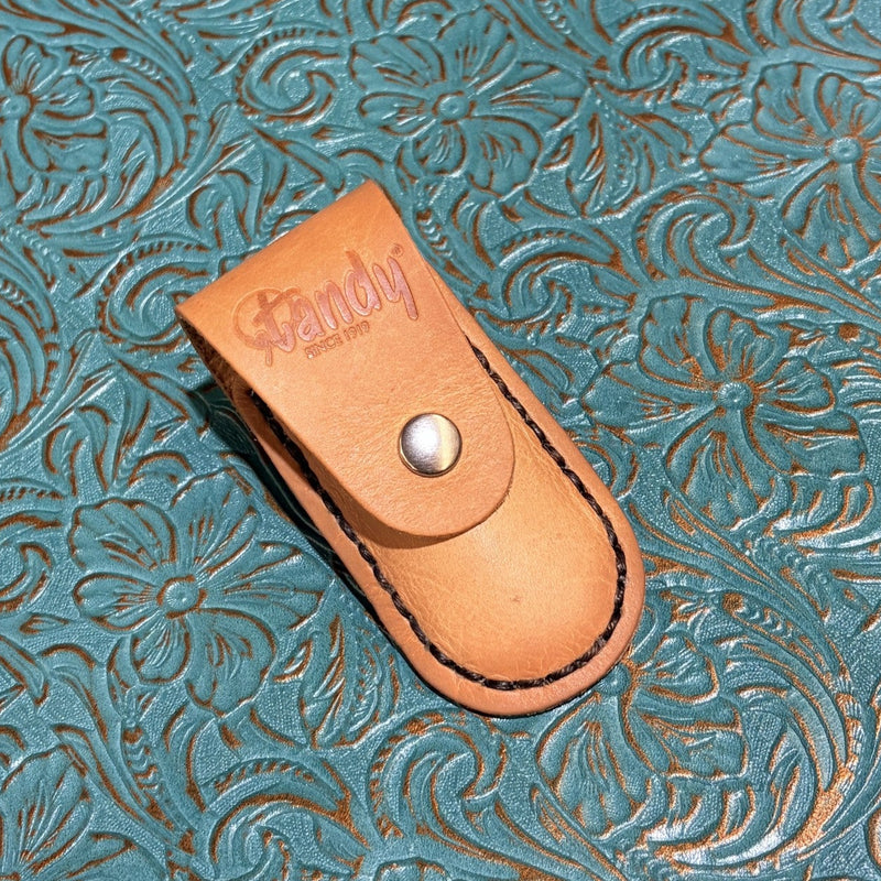 WORKSHOP MAKE YOUR KNIFE SHEATH-collab APRECU@VALENCIA KNIFE FAIR